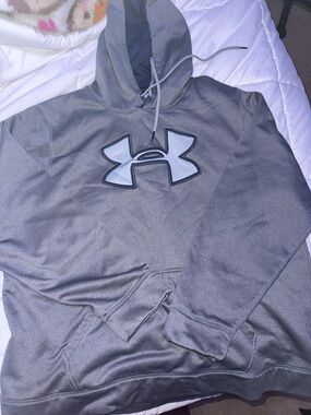 Under Armour Charcoal Gray Logo Pullover Hoodie
